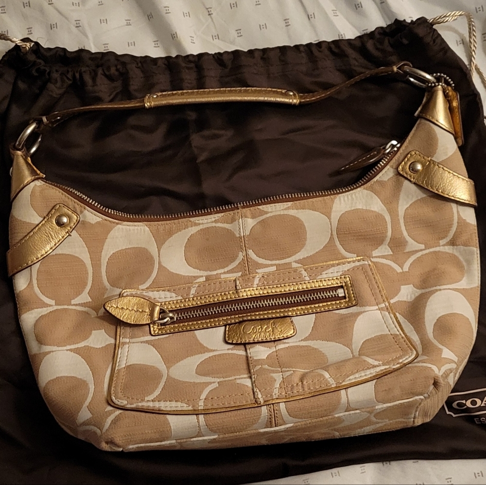 Coach Gold&White purse - Picture 7 of 8